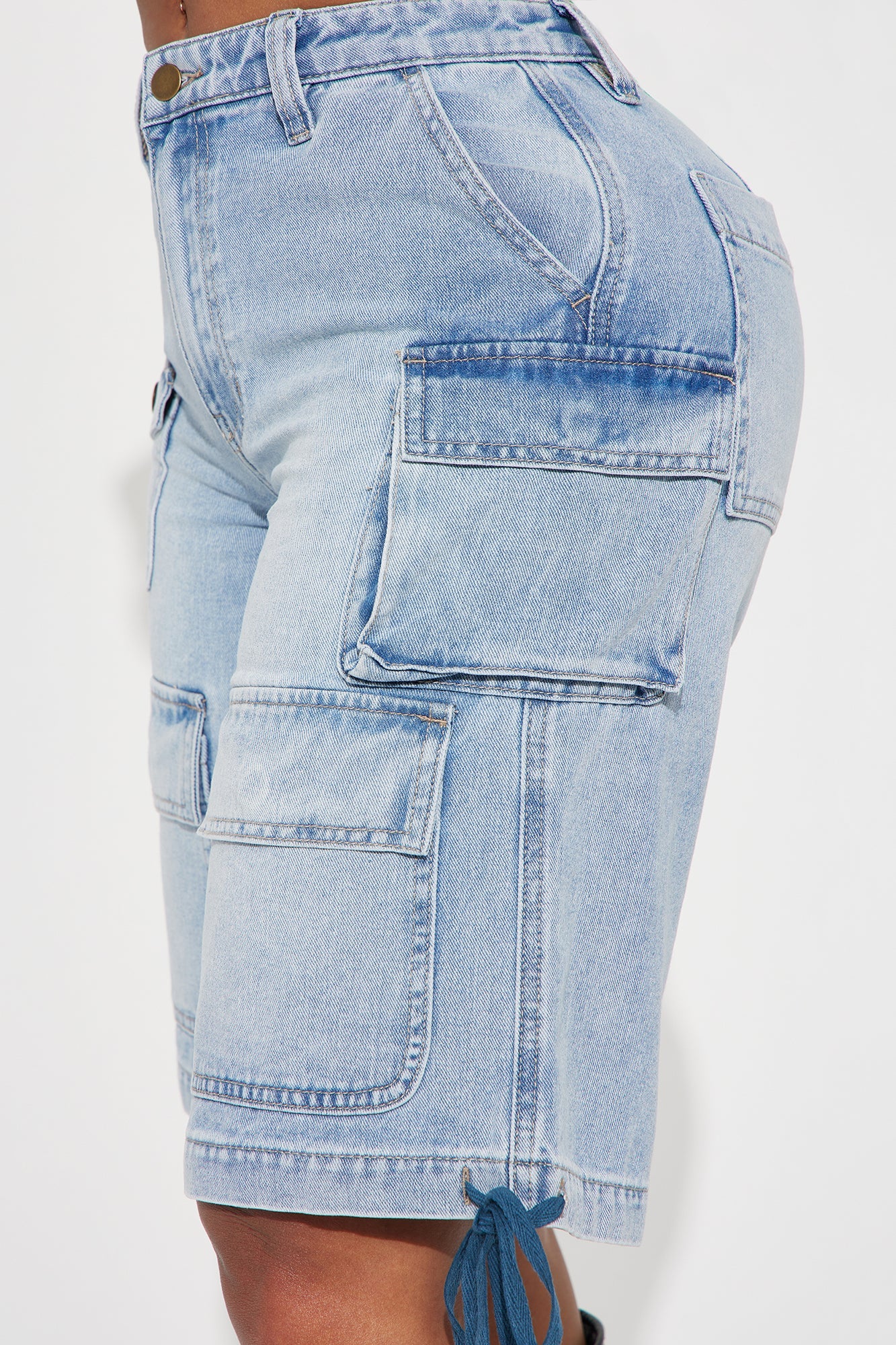 Kent Cargo Denim Shorts - Medium Wash