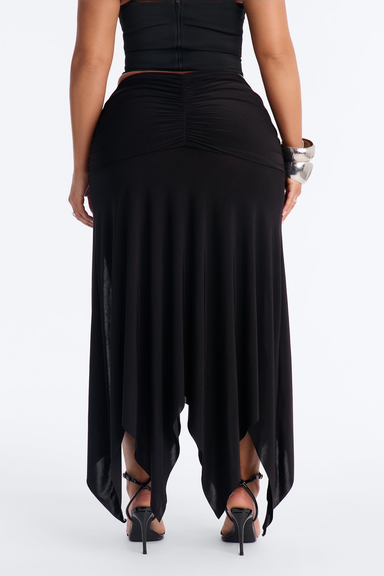 Miranda Low Rise Ruched Flowy Midi Skirt - Black