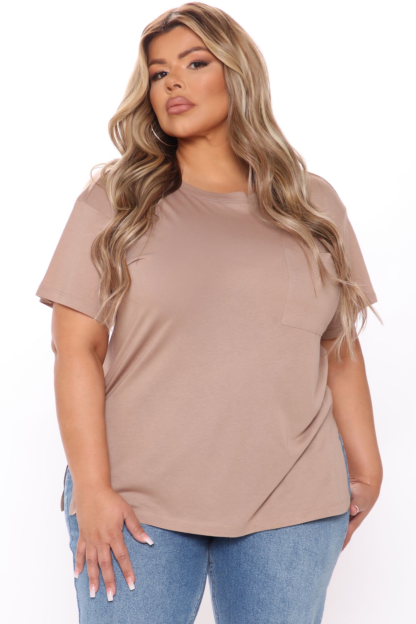 Laid Back Chillin' Pocket Tee - Mocha