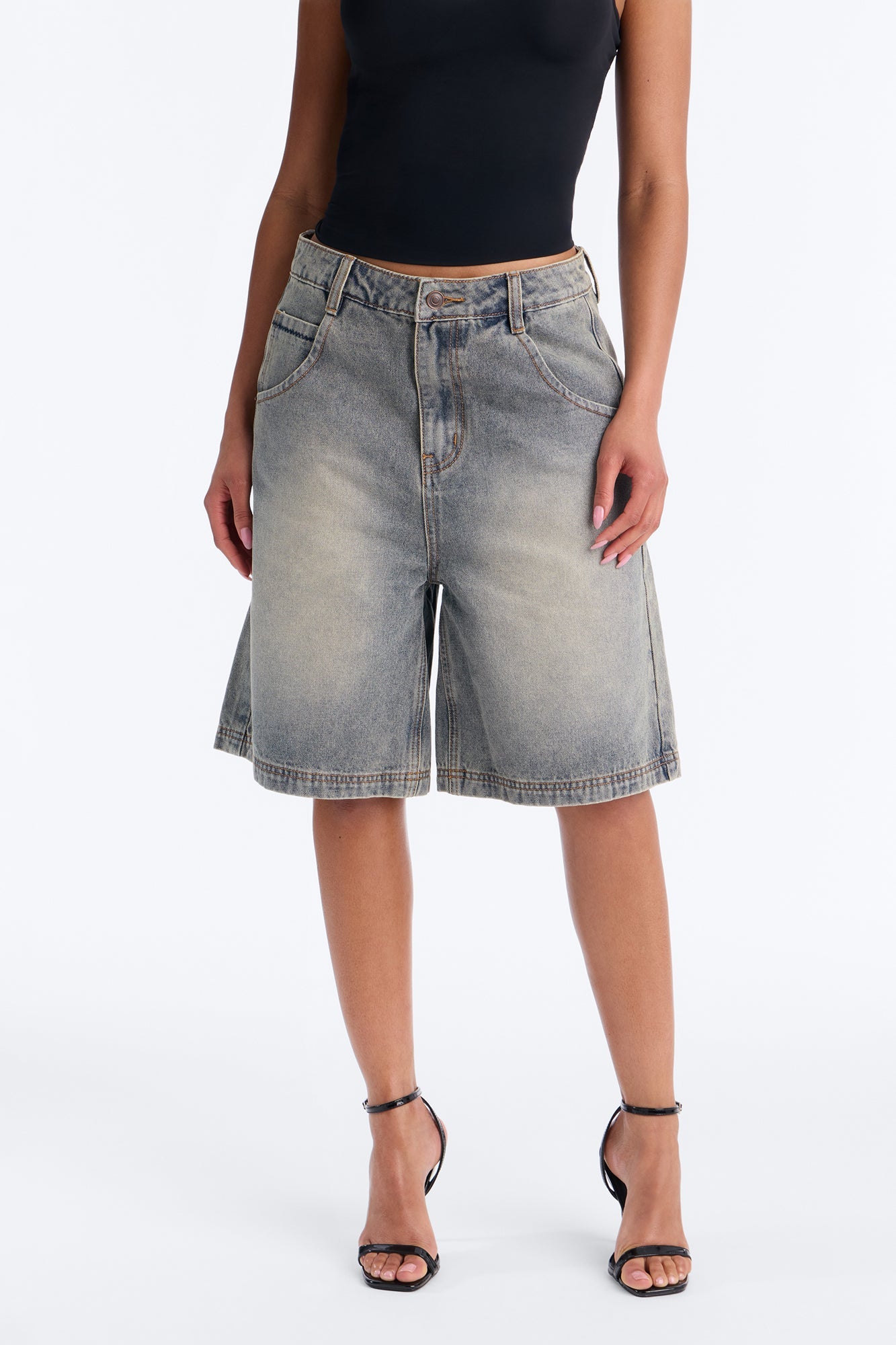 Basic 90's Denim Jorts - Vintage Wash