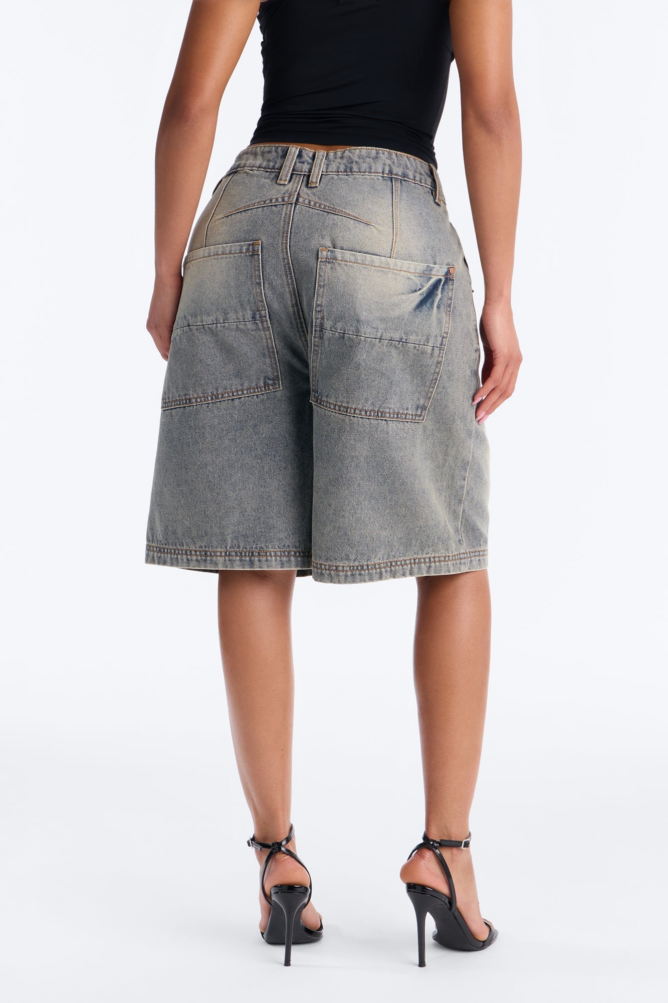 Basic 90's Denim Jorts - Vintage Wash