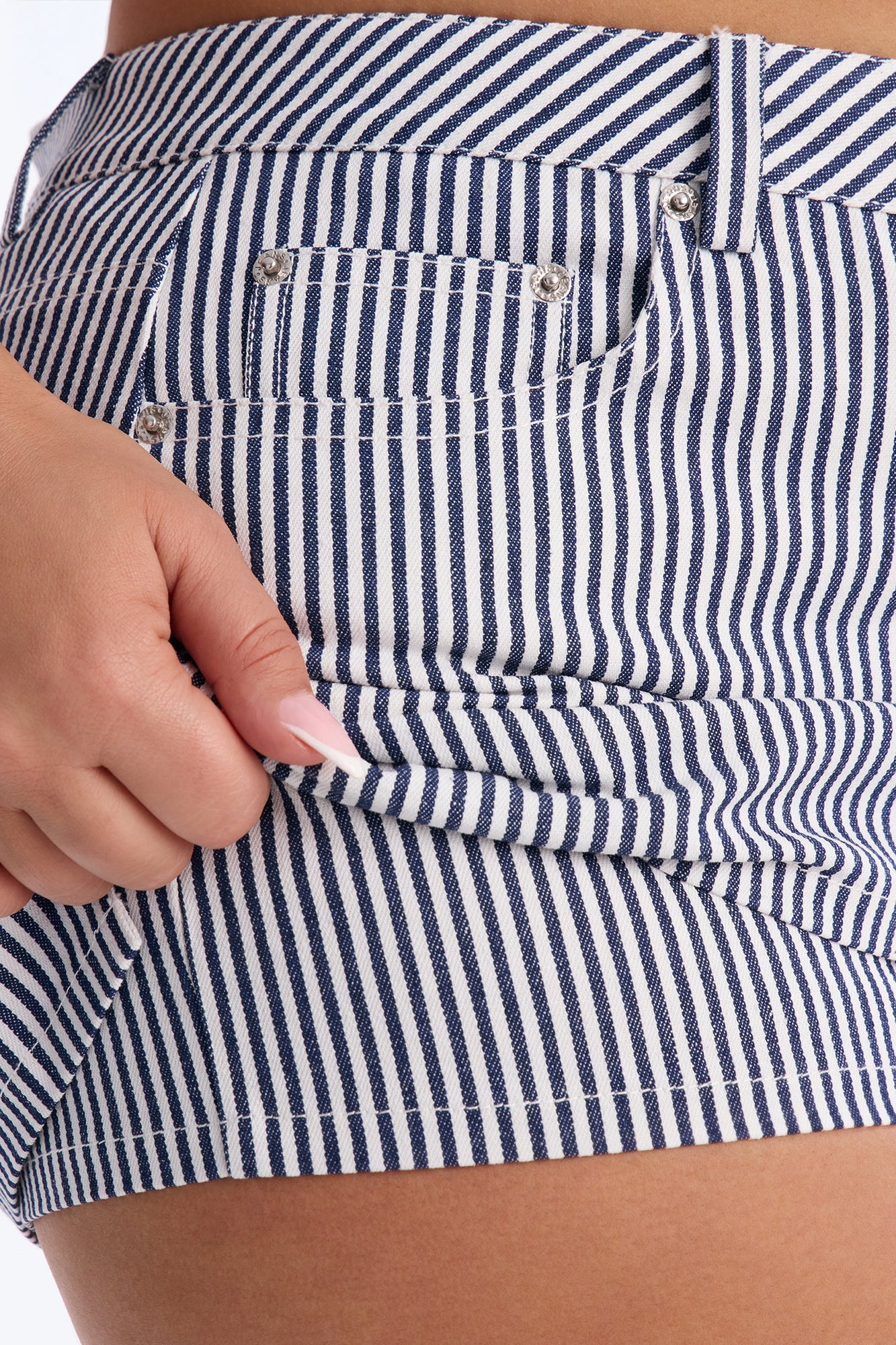 Sloane Low Rise Twill Striped Micro Mini Skort - Navy/combo