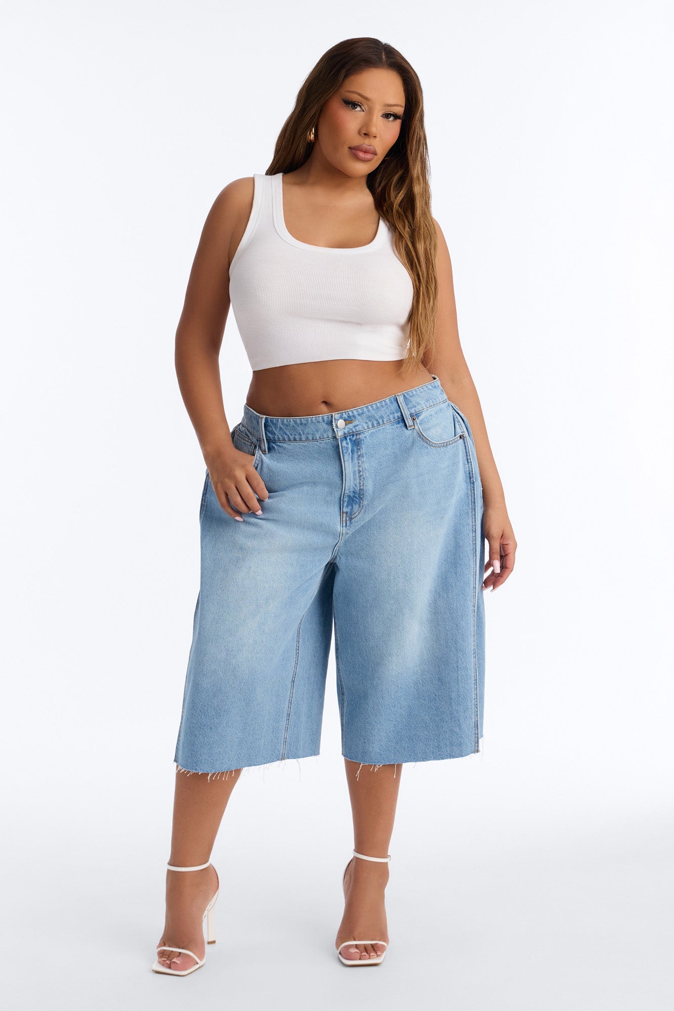Aleksa Pleated Non Stretch Denim Jorts - Light Wash