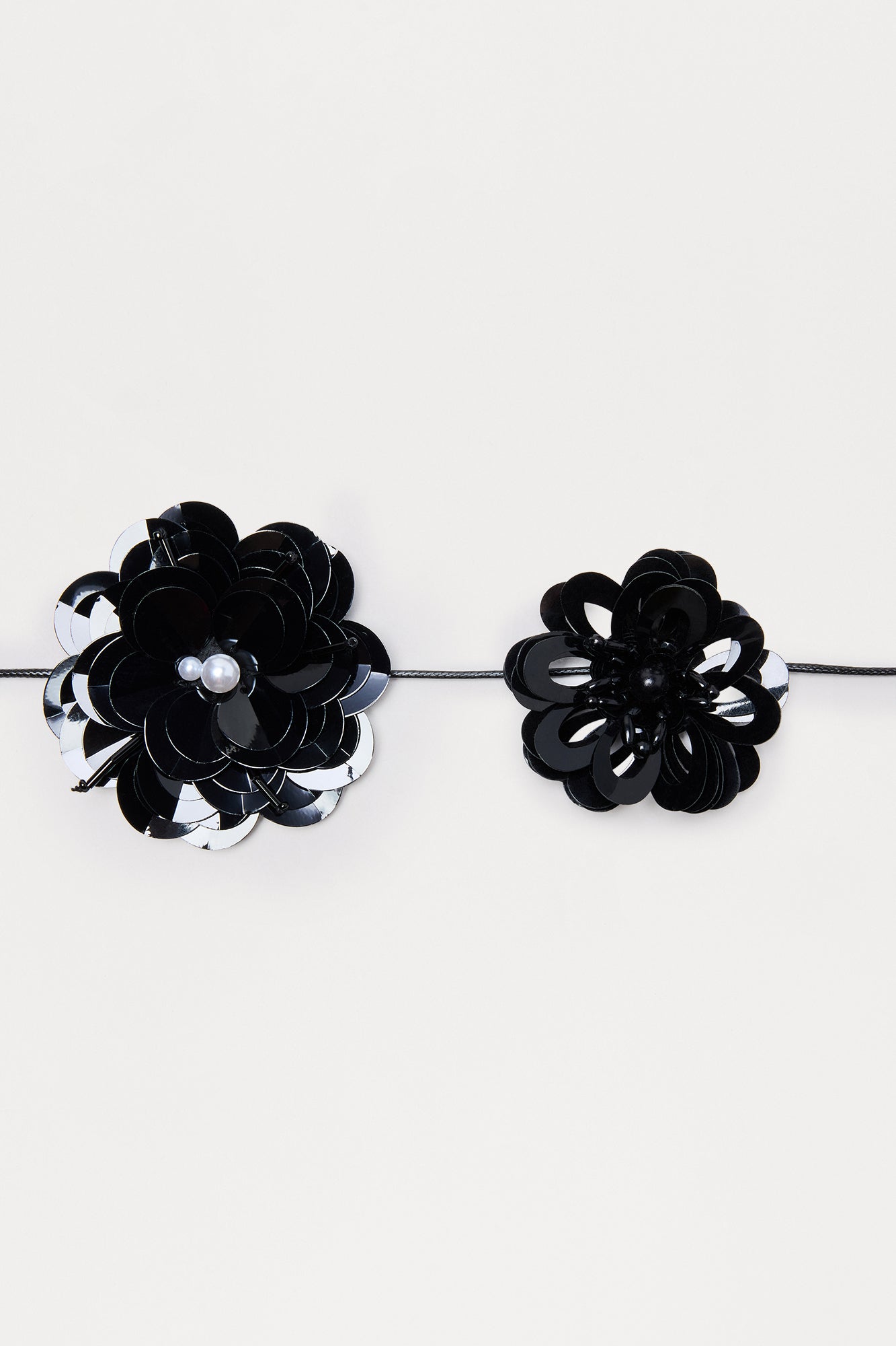 Flowers For You Choker Necklace - Black