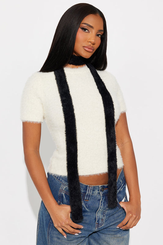 Autumn Time Faux Fur Skinny Scarf - Black