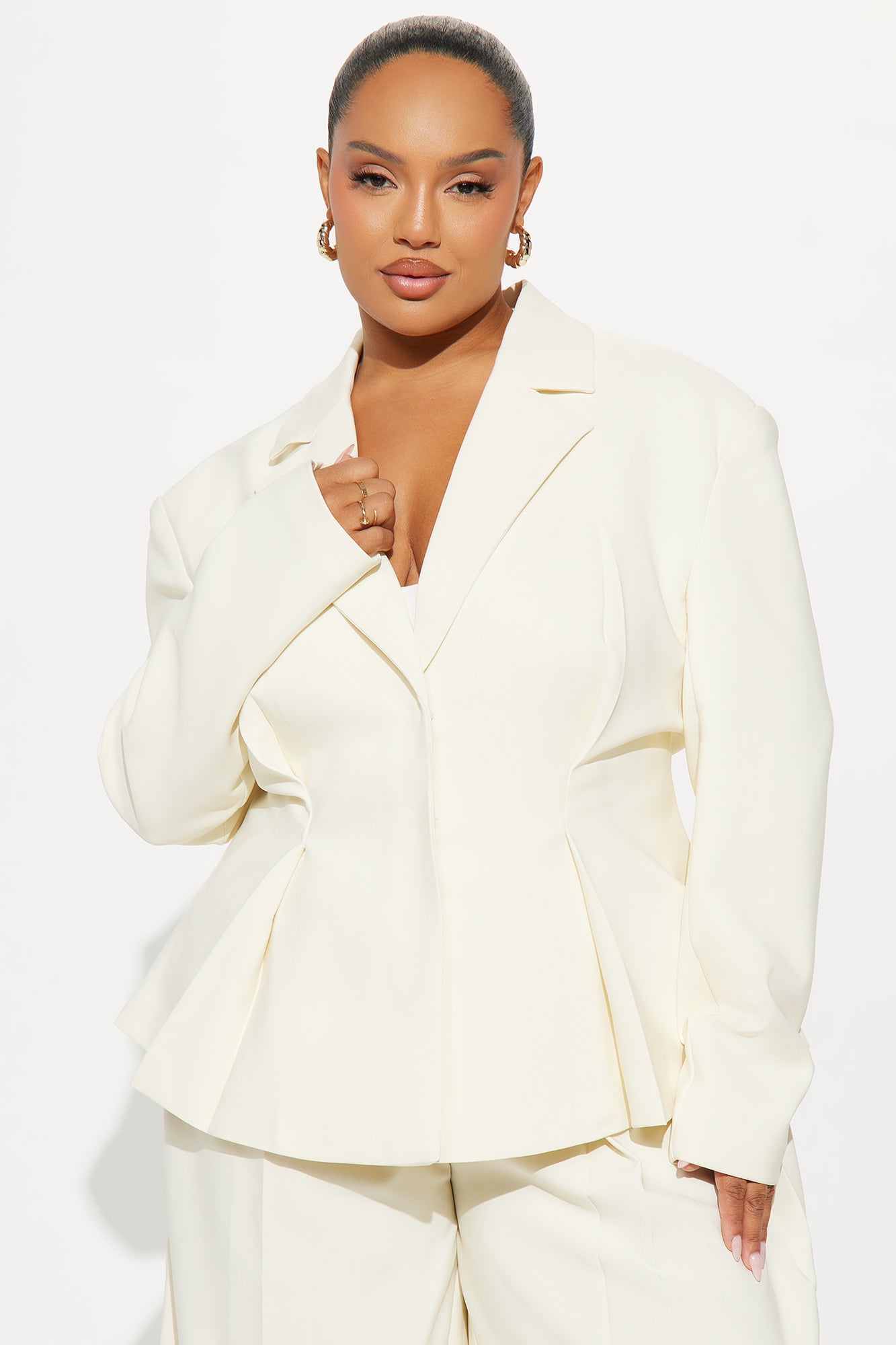 Luxe Living Pleated Blazer - Ivory