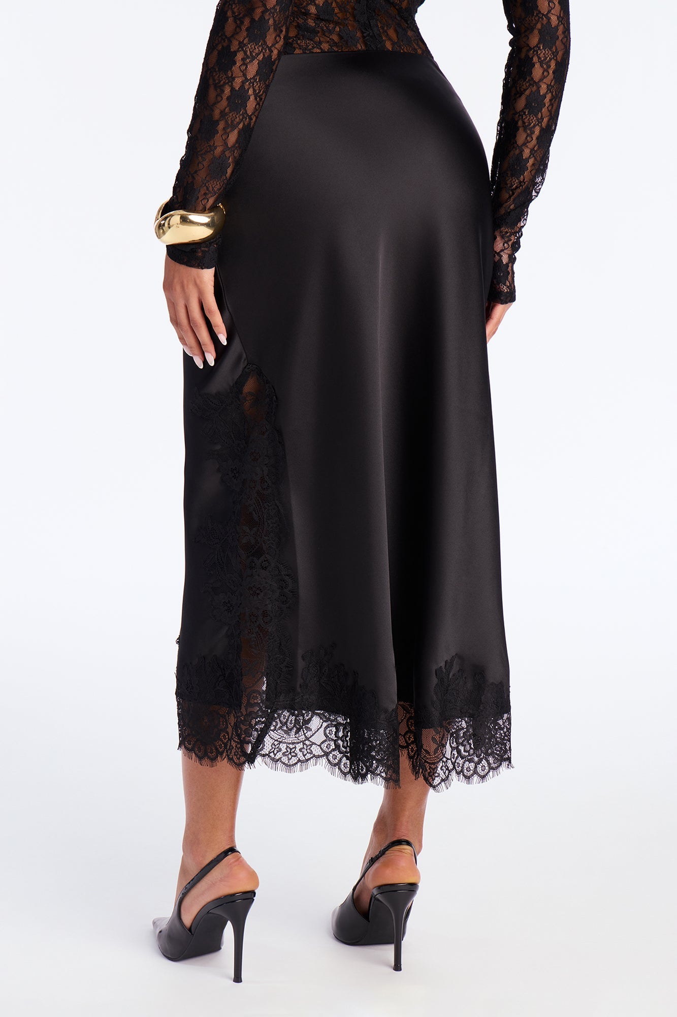 Feel The Love Lace Trim Satin Midi Skirt - Black