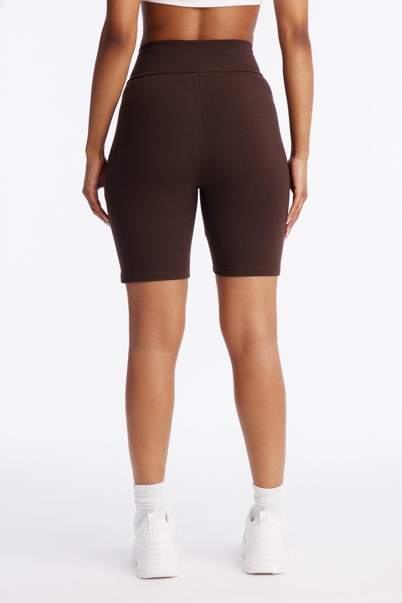 Quinn High Rise Everyday Cotton Biker Short 7″ - Chocolate